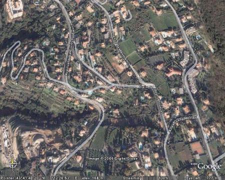 GOOGLE EARTH permet un survol des richesses du monde