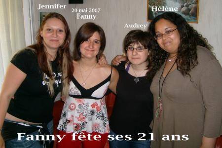 Fanny  a eu 21  ans .... déjà....