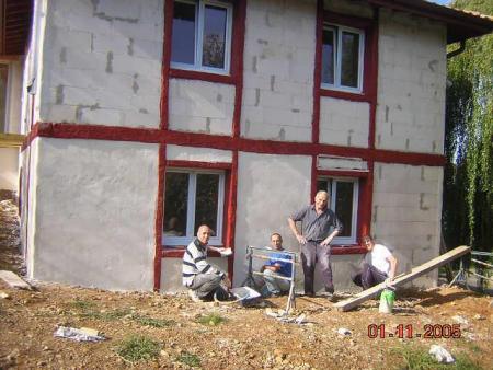  heureux temps au cours duquel on construit sa maison..