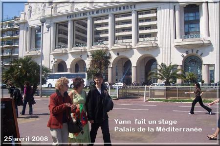 yANN   au cours de son stage au palais de la M&eacute;diterran&eacute;e