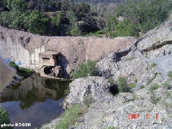    le barrage de Malpasset près de Féjus ...aujourd'hui (PHOTOS ROGER)