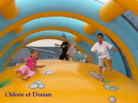 nouveaux manèges :nouveaux jeux pour CHLOEE ET DORIAN