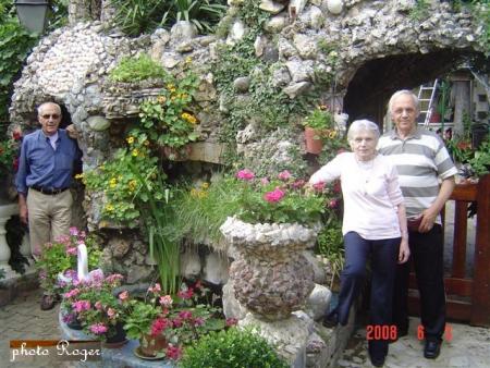 dans le jardin  &agrave; N&icirc;mes