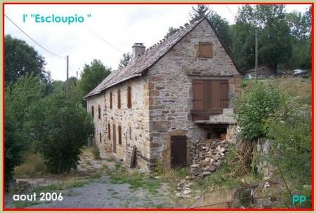  maison de l'Escloupio... à vendre parait-il...