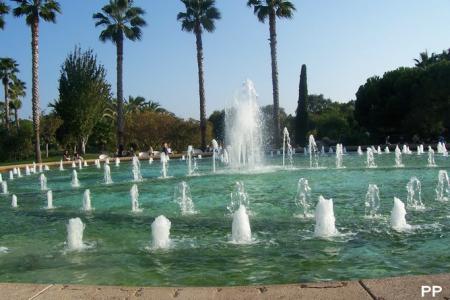les jets d'eau du parc Phénix