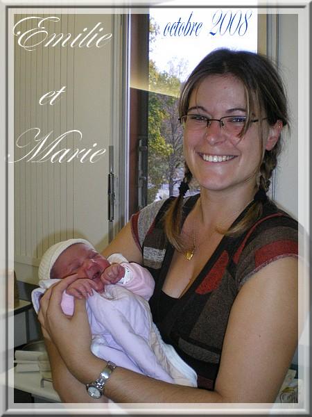 Emilie garde la petite Marie