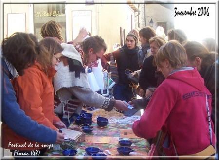 vente des bols (6 euros cette année )